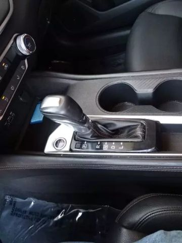 Vehicle image 13 of 46