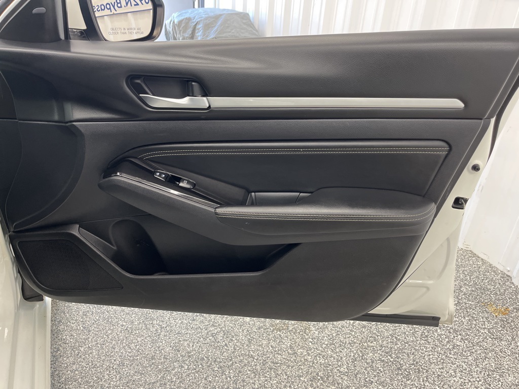 2020 Nissan Altima 2.5 SV Image 31 of 44