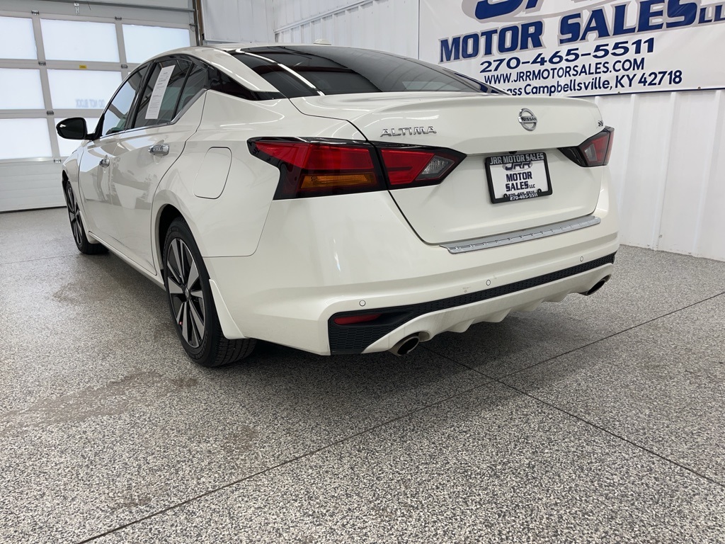 2020 Nissan Altima 2.5 SV Image 7 of 44