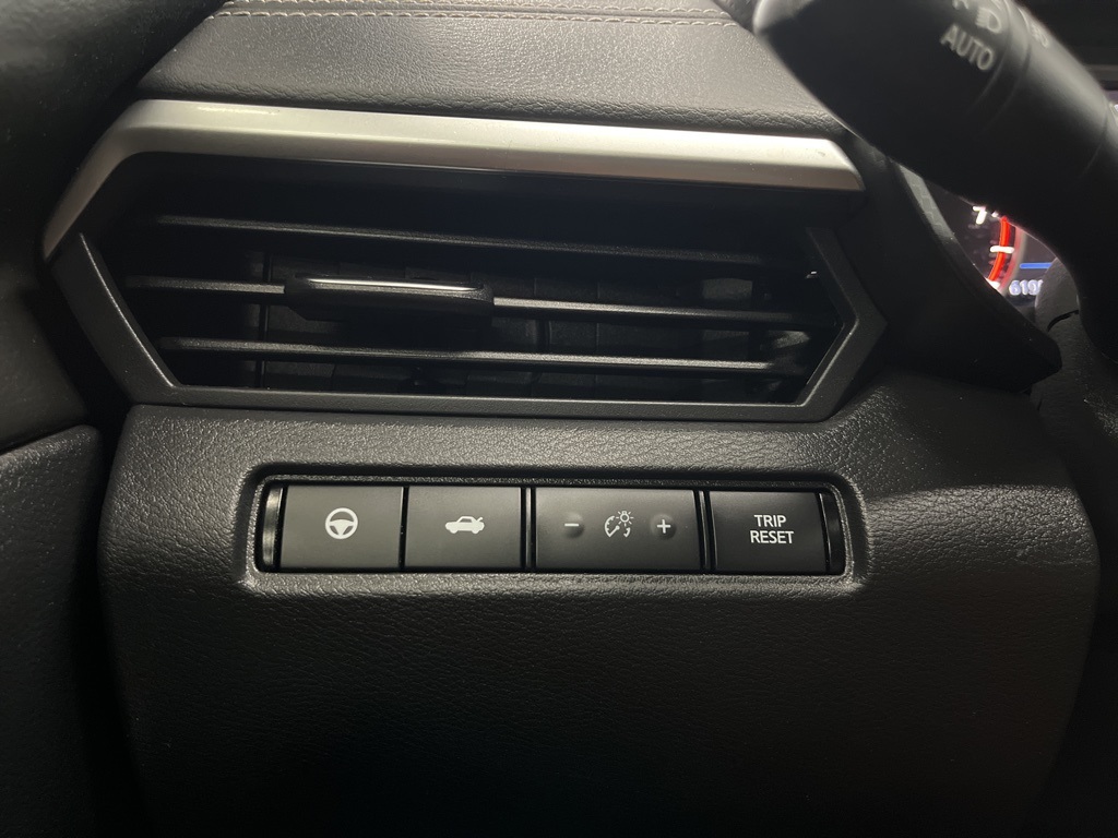 2020 Nissan Altima 2.5 SV Image 36 of 44