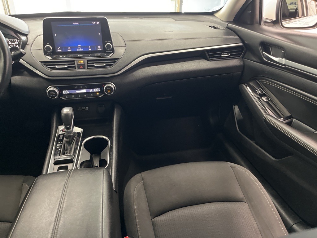2020 Nissan Altima 2.5 SV Image 23 of 44