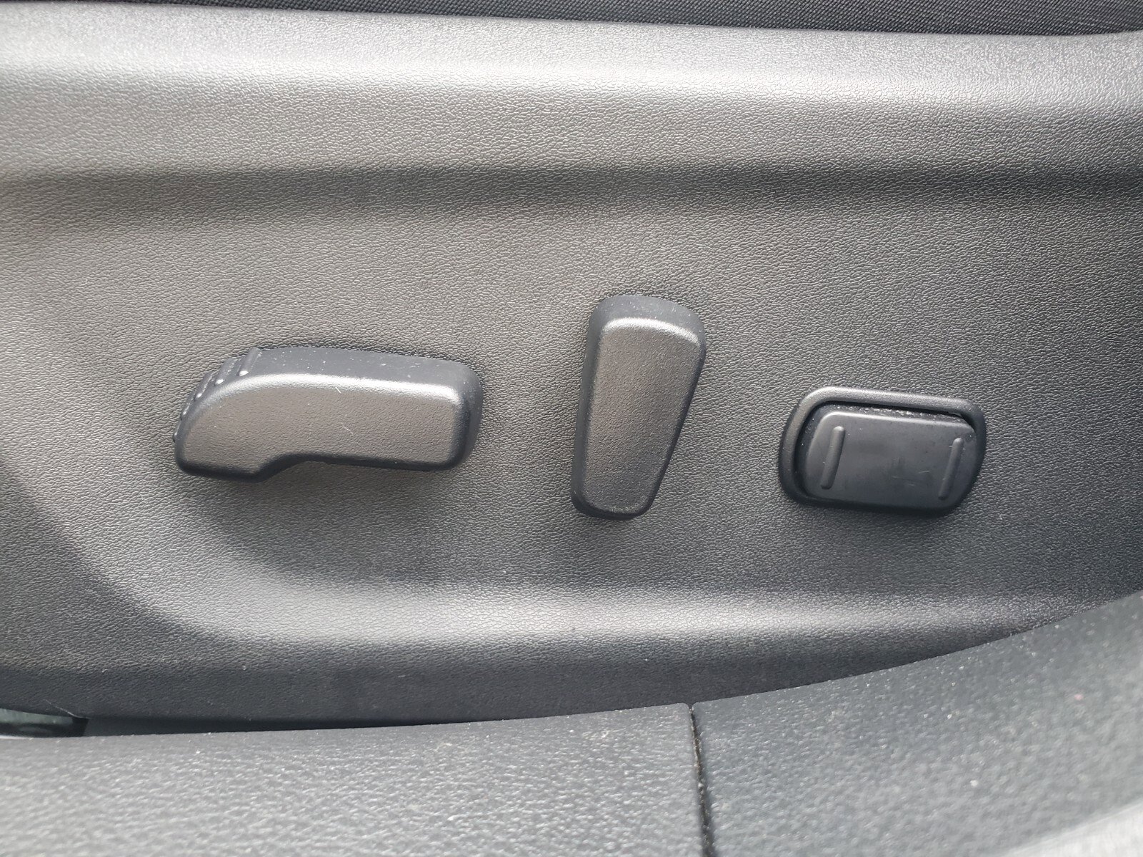 Vehicle image 22 of 39