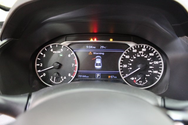 Vehicle image 9 of 20