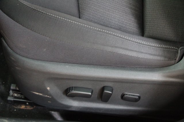Vehicle image 19 of 20