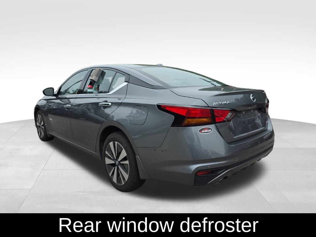 2020 Nissan Altima 2.5 SV Image 7 of 24