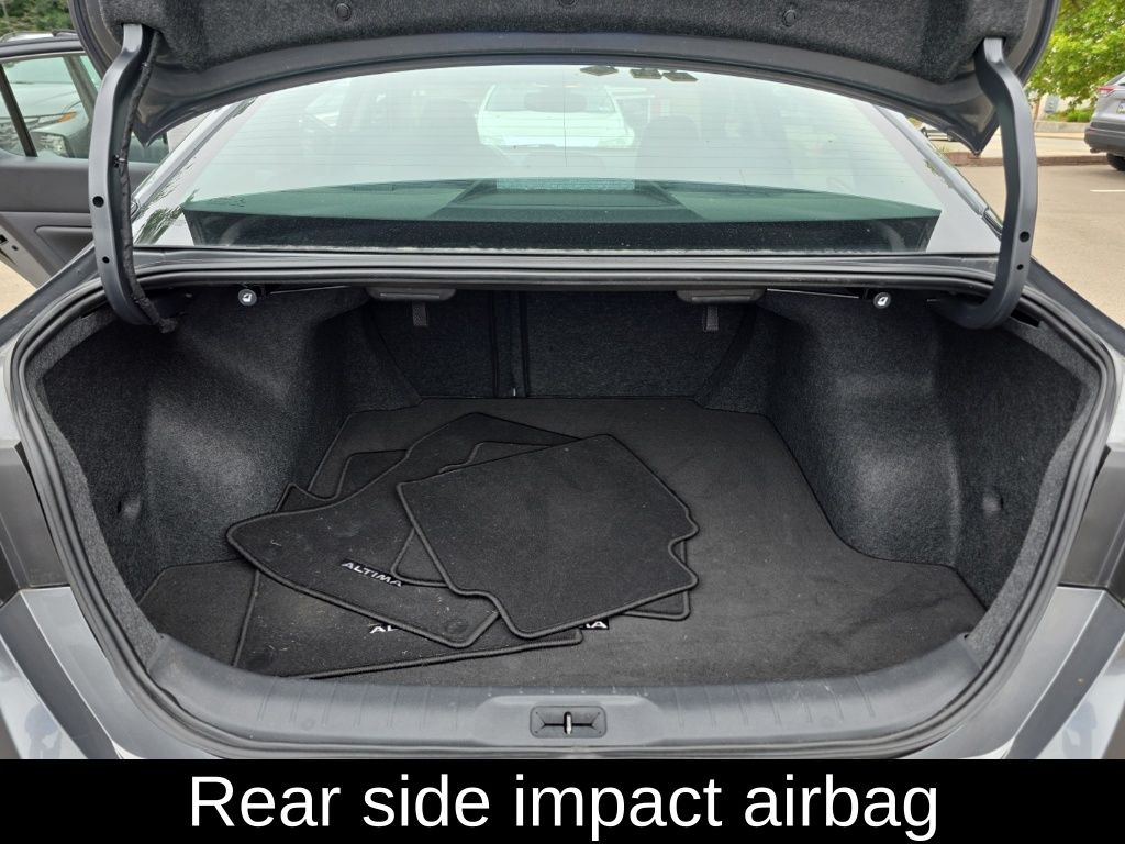 2020 Nissan Altima 2.5 SV Image 9 of 24