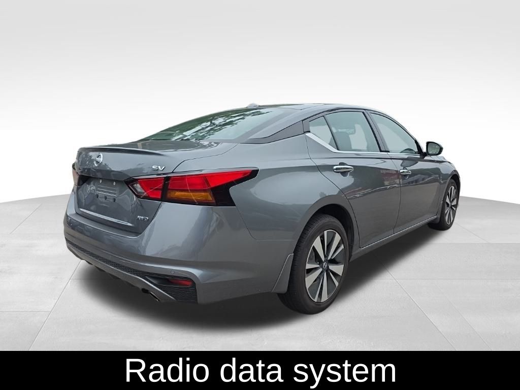 2020 Nissan Altima 2.5 SV Image 5 of 24