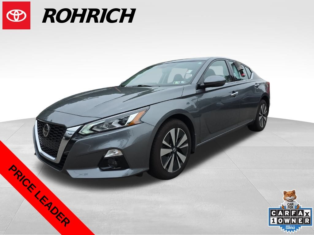 2020 Nissan Altima 2.5 SV Image 1 of 24