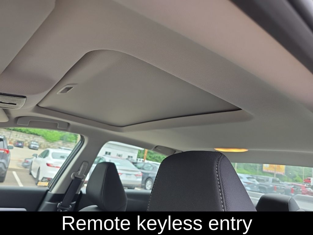 2020 Nissan Altima 2.5 SV Image 14 of 24