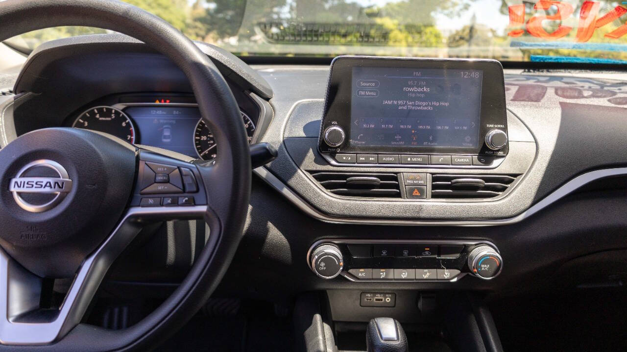 2020 Nissan Altima 2.5 S Image 18 of 30