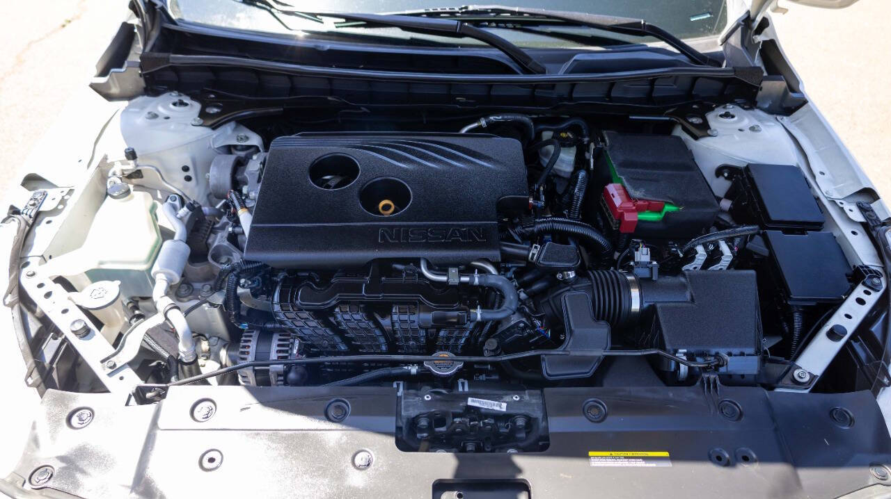 2020 Nissan Altima 2.5 S Image 11 of 30