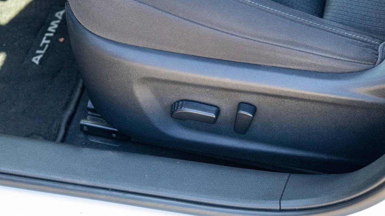 2020 Nissan Altima 2.5 S Image 29 of 30