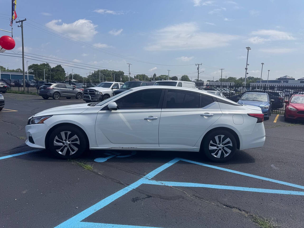 2020 Nissan Altima 2.5 S Image 6 of 29