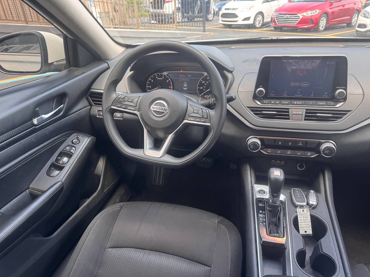 2020 Nissan Altima 2.5 S Image 11 of 29