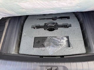 Vehicle image 18 of 41