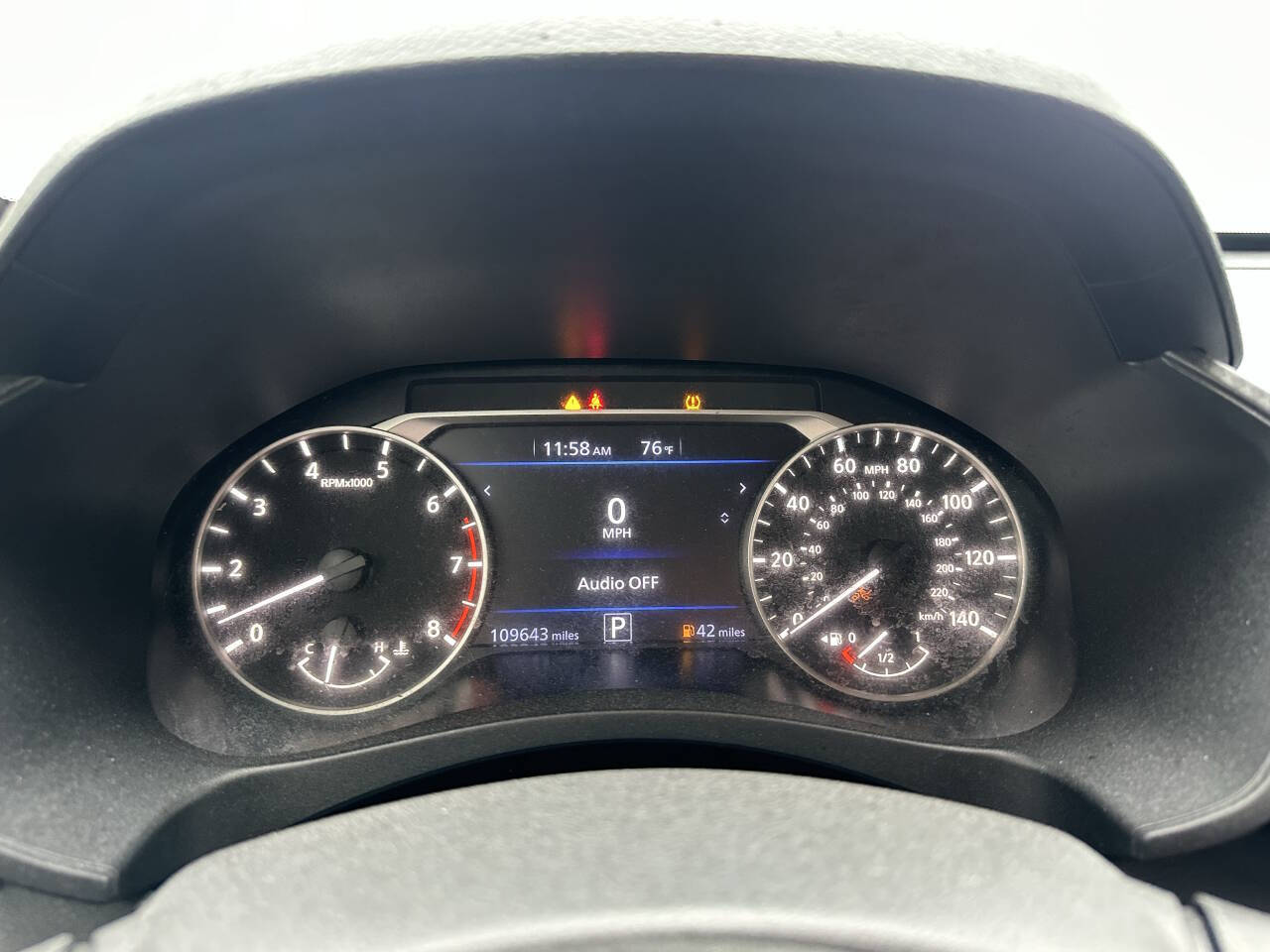 Vehicle image 20 of 24