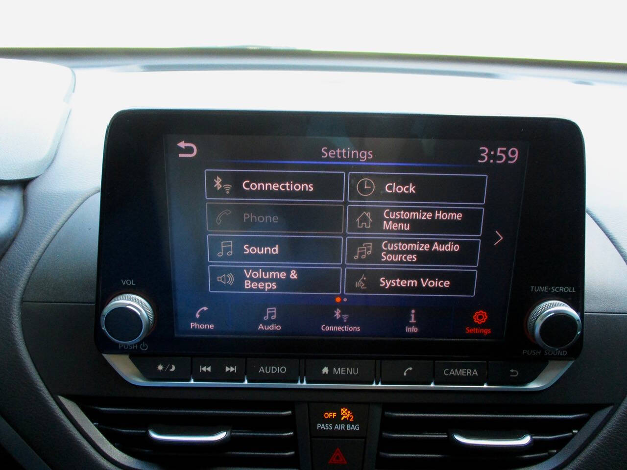 2020 Nissan Altima 2.5 S Image 21 of 25