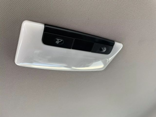 Vehicle image 74 of 86