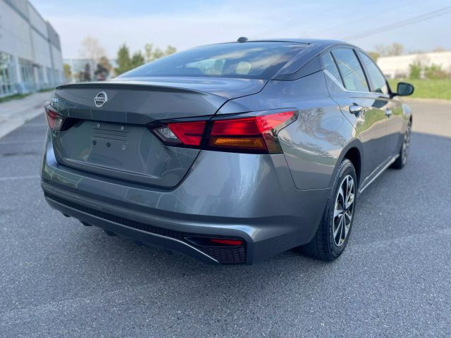 Vehicle image 12 of 86