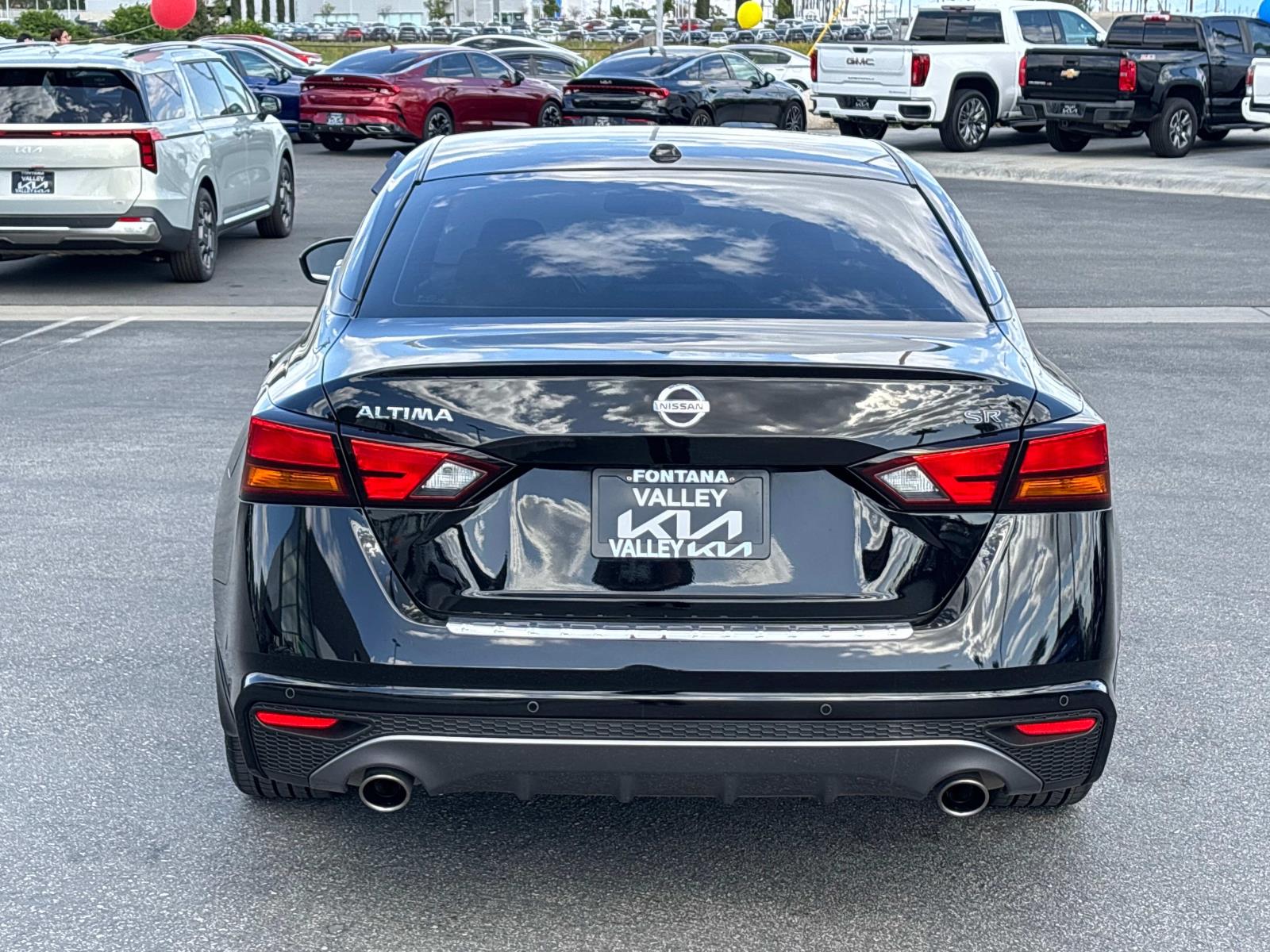Vehicle image 4 of 30