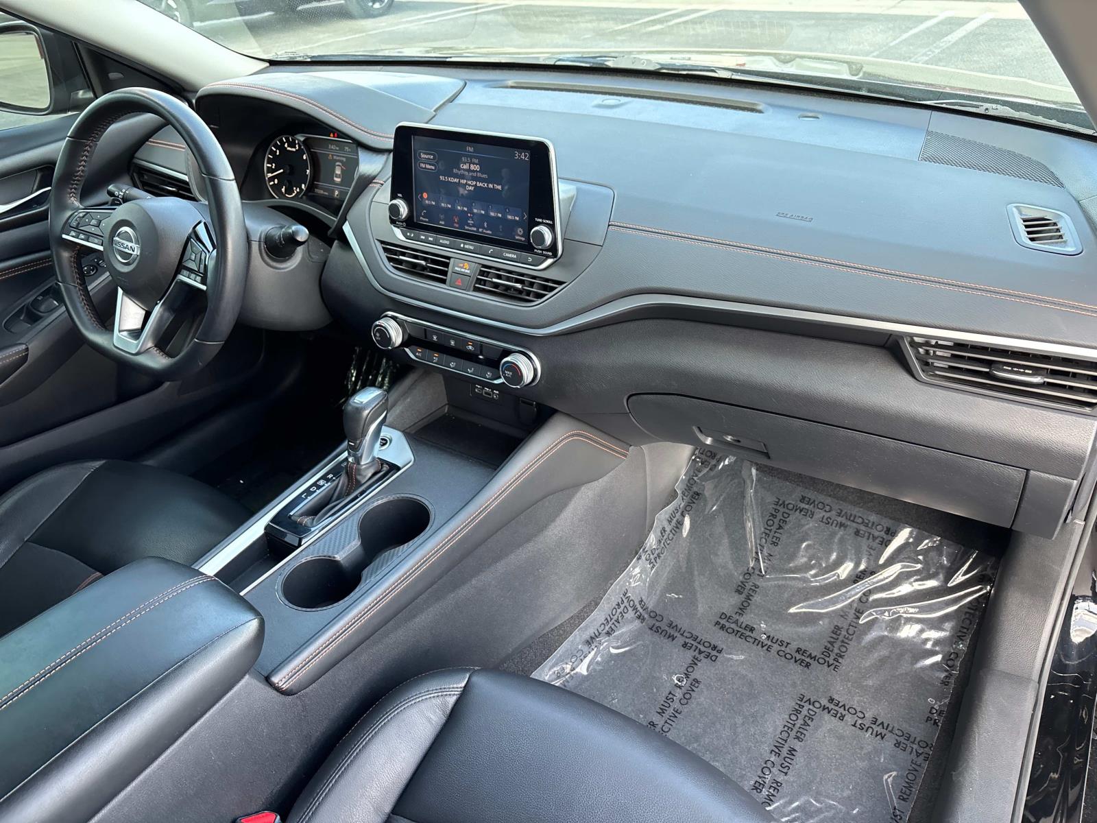Vehicle image 29 of 30