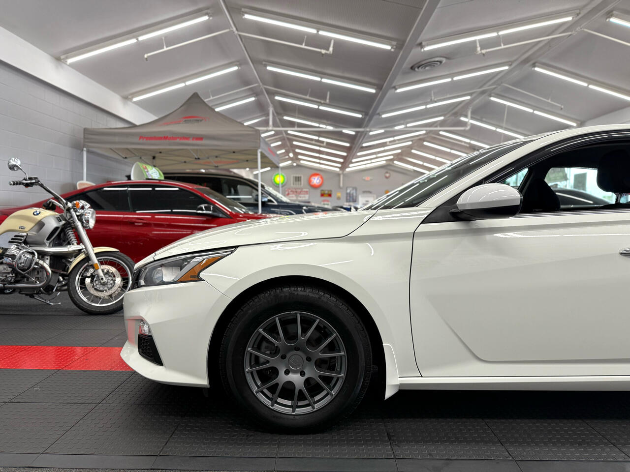 2020 Nissan Altima 2.5 S Image 25 of 34