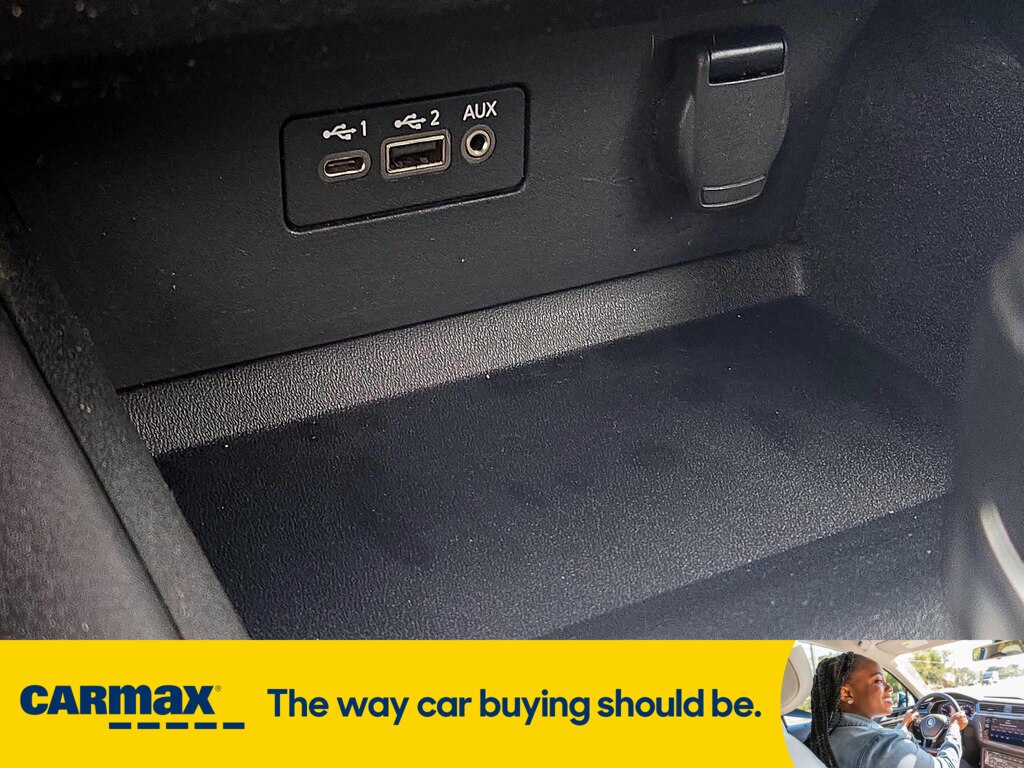 Vehicle image 27 of 27