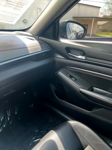 Vehicle image 19 of 27