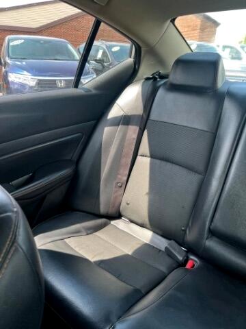 Vehicle image 20 of 27