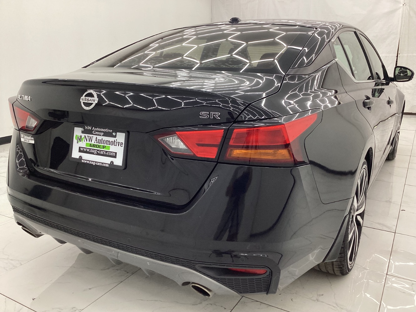 Vehicle image 13 of 49
