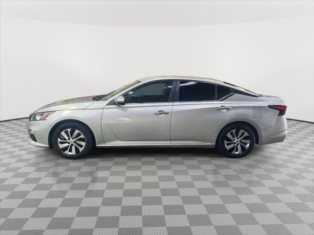 2020 Nissan Altima 2.5 S Image 7 of 25