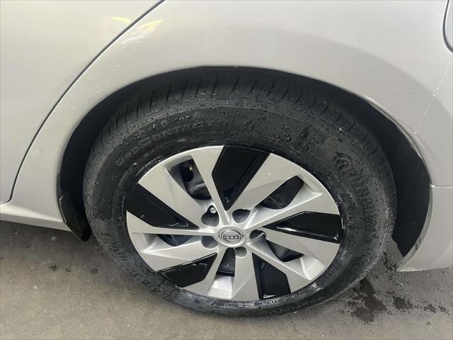 2020 Nissan Altima 2.5 S Image 8 of 25
