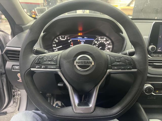 2020 Nissan Altima 2.5 S Image 18 of 25