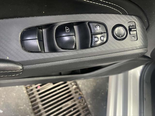 2020 Nissan Altima 2.5 S Image 17 of 25