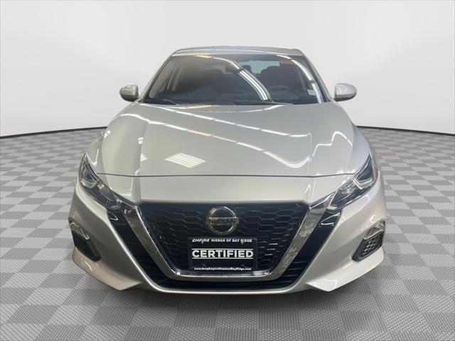 2020 Nissan Altima 2.5 S Image 2 of 25