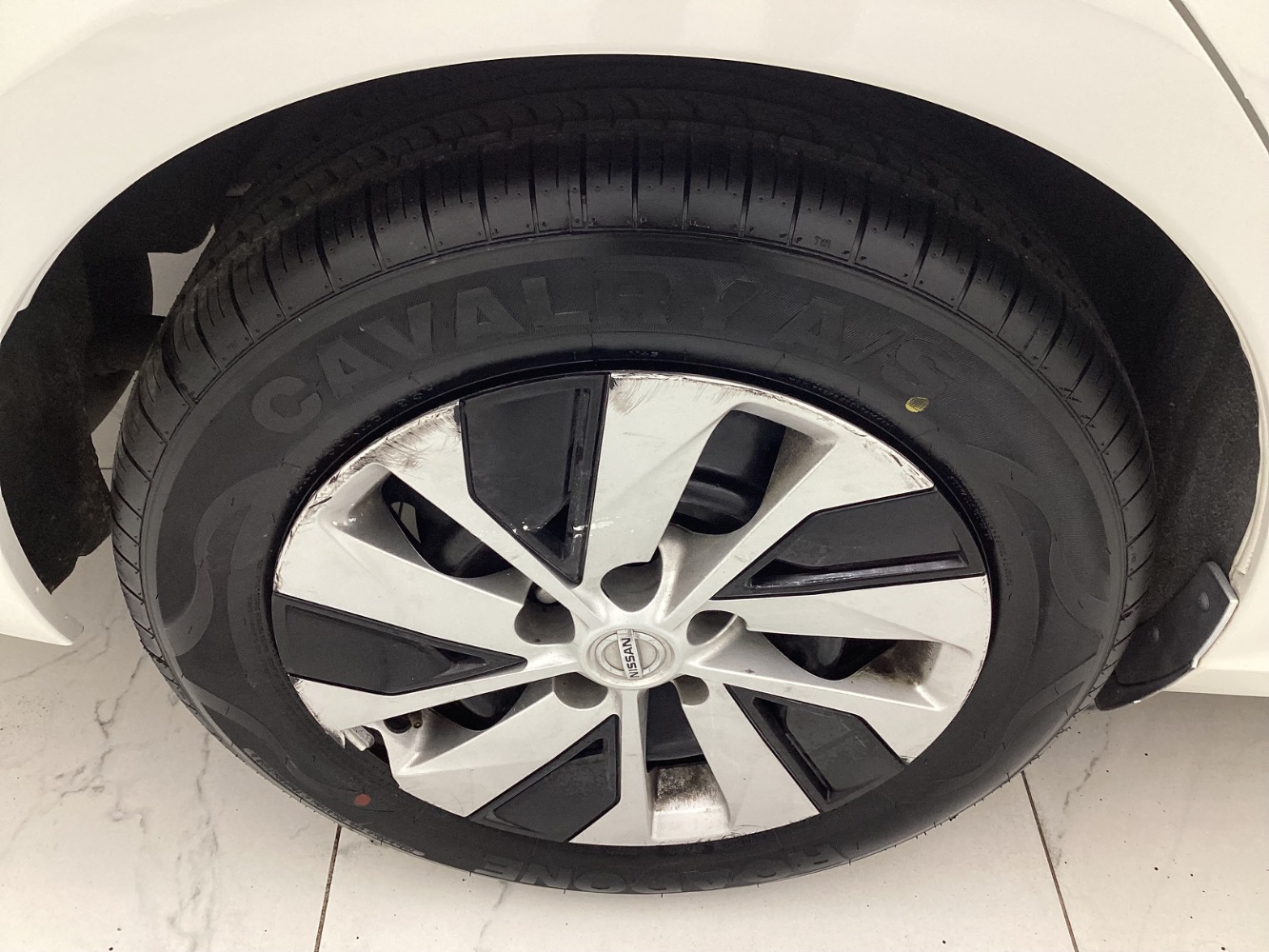 Vehicle image 14 of 47