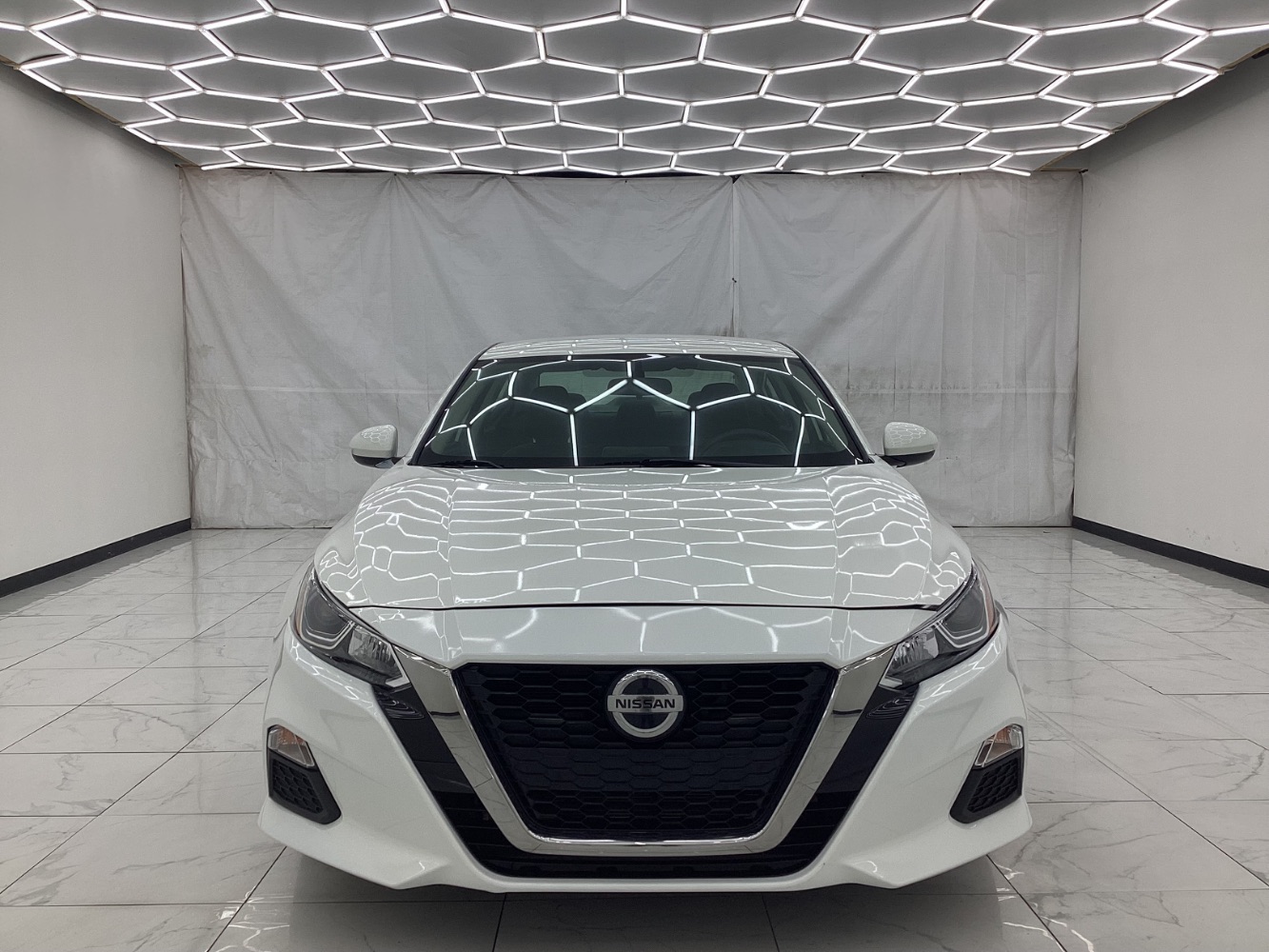 Vehicle image 3 of 47