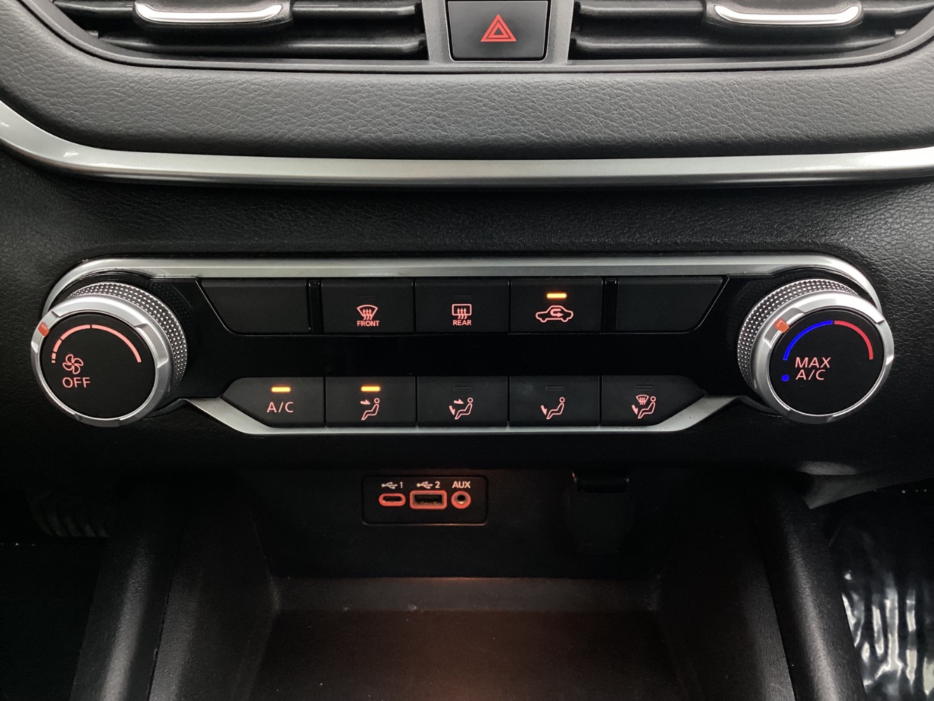 Vehicle image 39 of 47