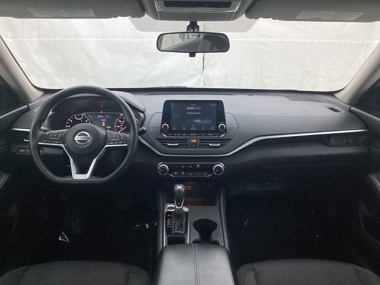 Vehicle image 21 of 47