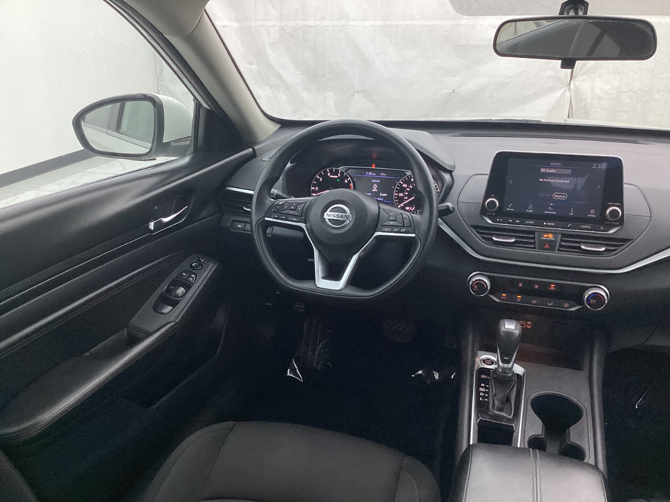 Vehicle image 22 of 47