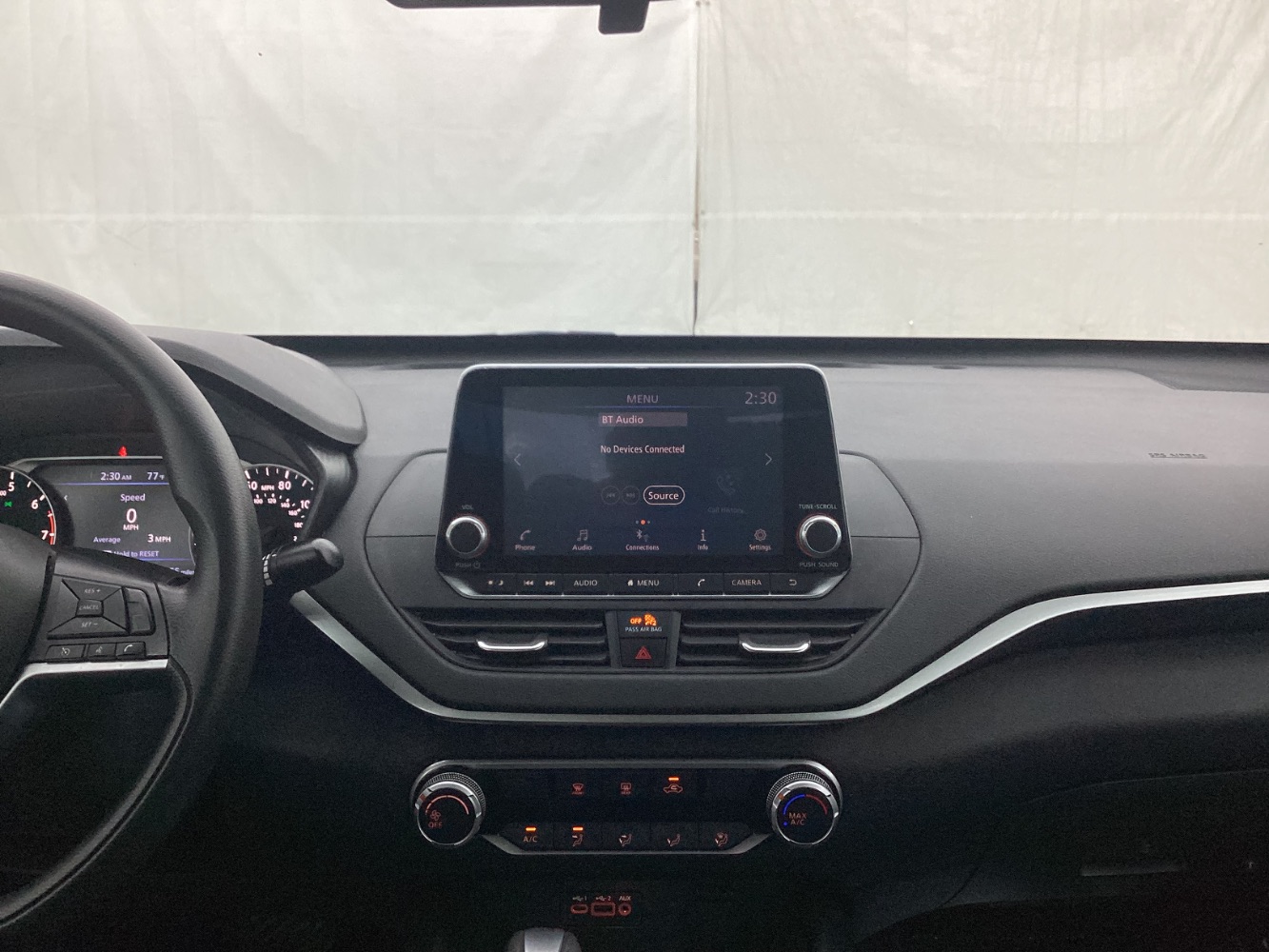 Vehicle image 23 of 47