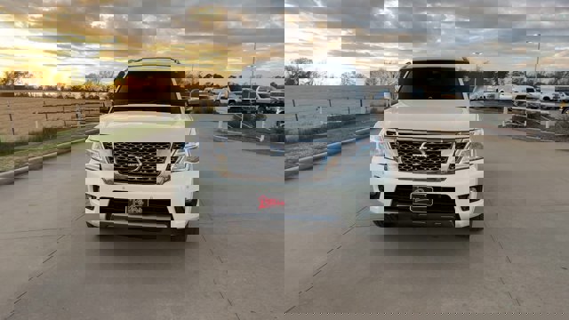 Vehicle image 2 of 28