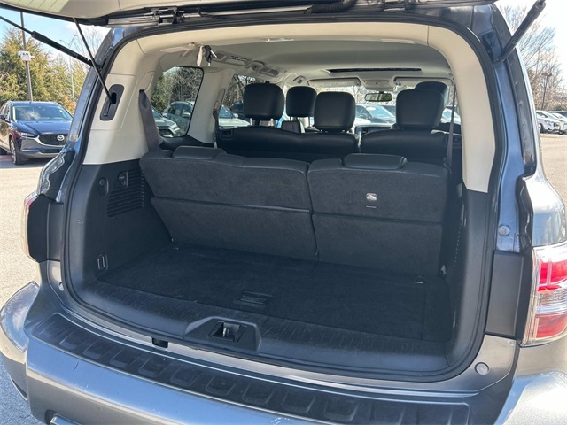 Vehicle image 12 of 35