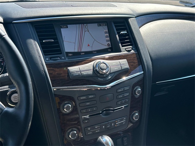 Vehicle image 27 of 35
