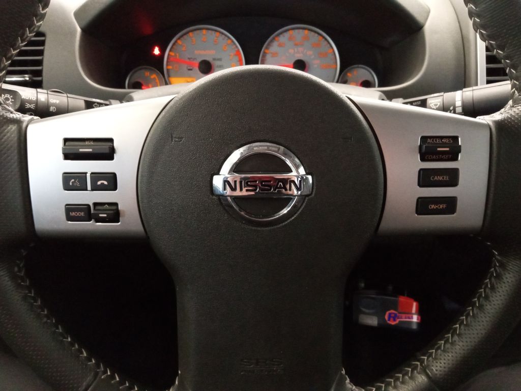 Vehicle image 14 of 28