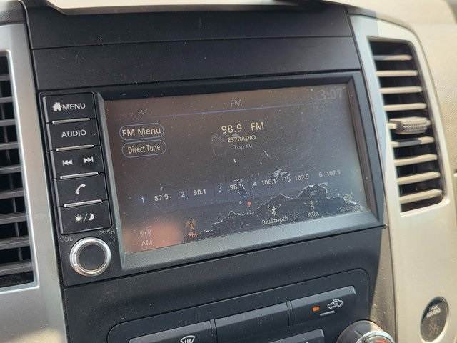 Vehicle image 21 of 36