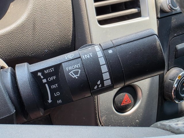 Vehicle image 32 of 36