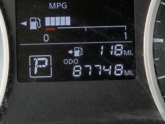 Vehicle image 18 of 33