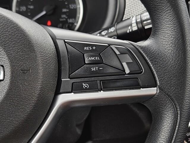 Vehicle image 16 of 33