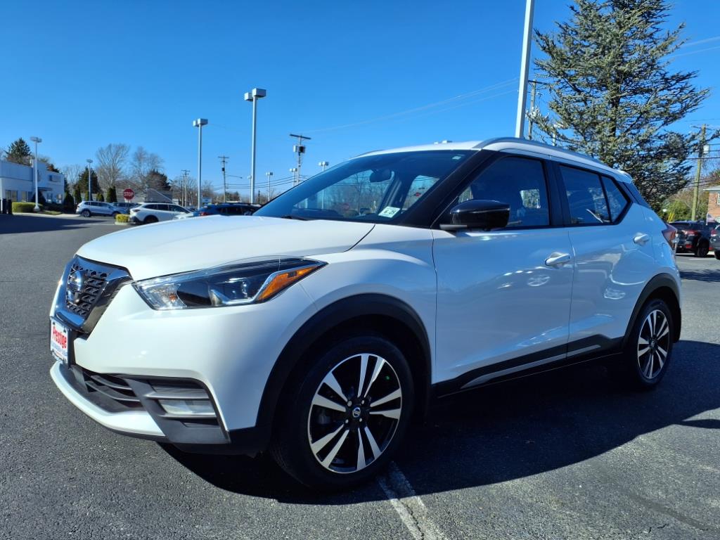 Vehicle image 1 of 19
